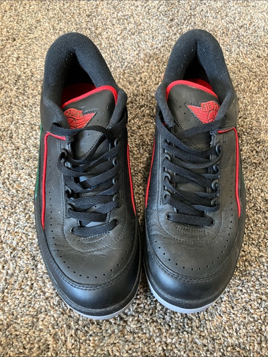 Nike Other - Nike Black Sneakers with Red Accents